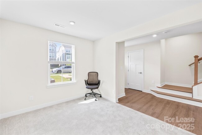 Building Photo - 1725 Aspire St