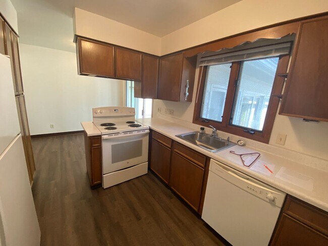 Foto del edificio - 5 Bedroom by NDSU!!