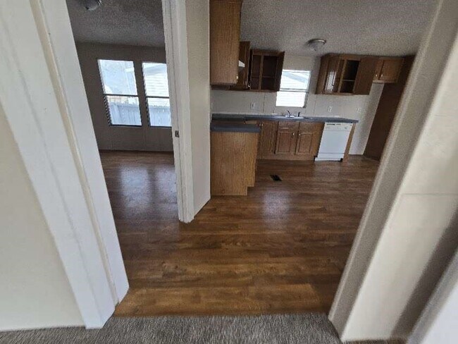 Foto del edificio - 5815 Dylan Dr