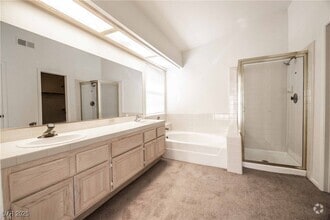 Building Photo - 9725 Horizon Hills Dr