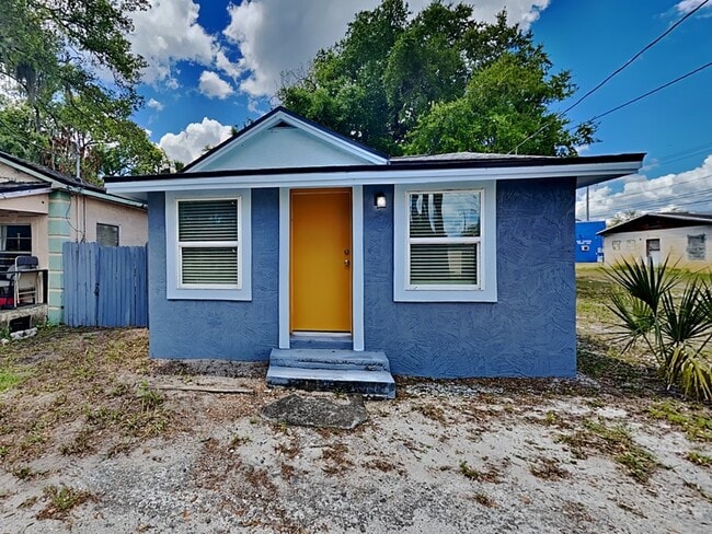 Photo - 1304 Williams Ave House