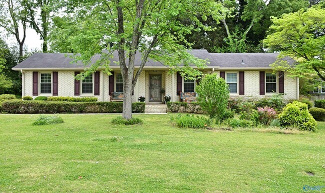 Foto del edificio - 207 Jones Valley Dr SW