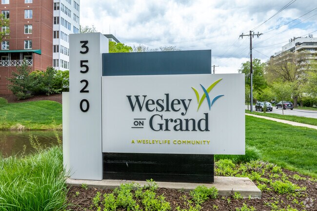 Foto del edificio - Wesley Central