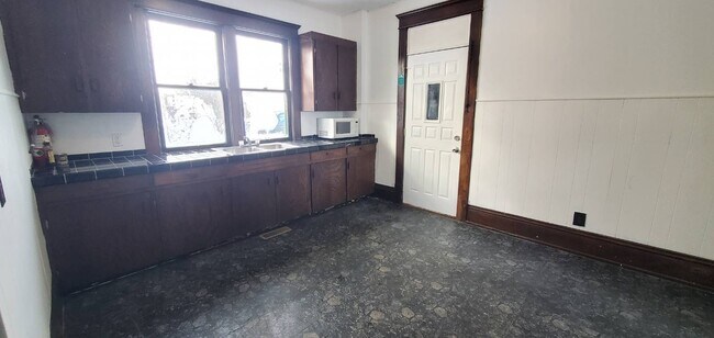Foto del edificio - 221 S Seneca Ave
