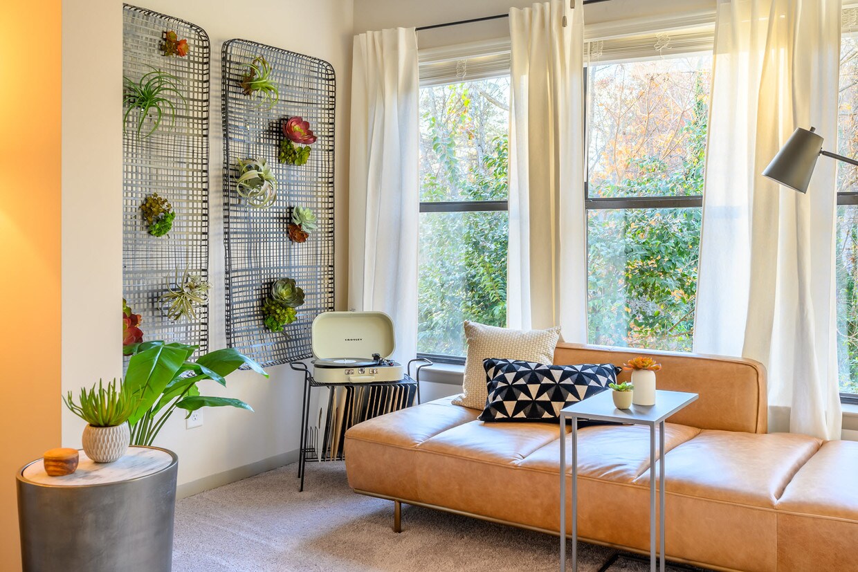 Atria at Crabtree Valley Apartments Raleigh, NC