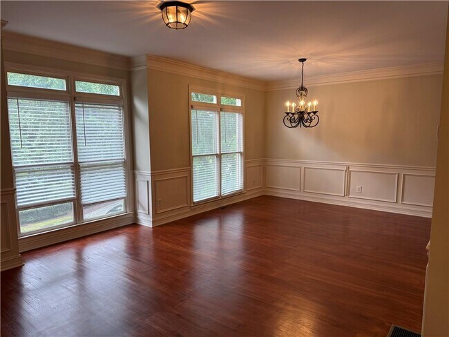 Building Photo - 7256 Village Creek Trace