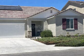 Building Photo - 620 Brittania Rd