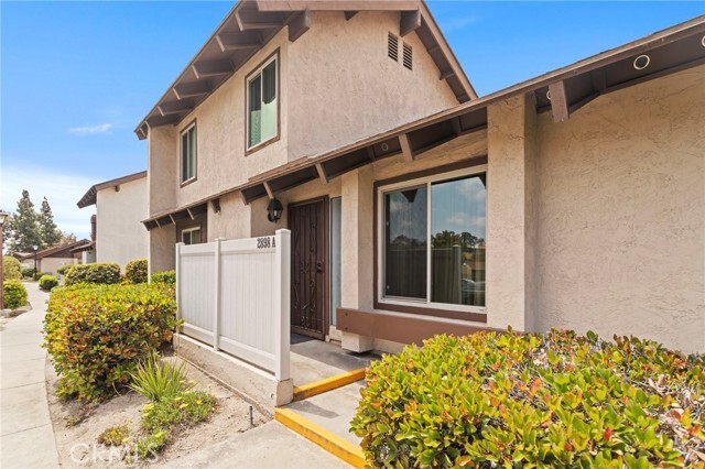 Building Photo - 2898 Alta View Dr
