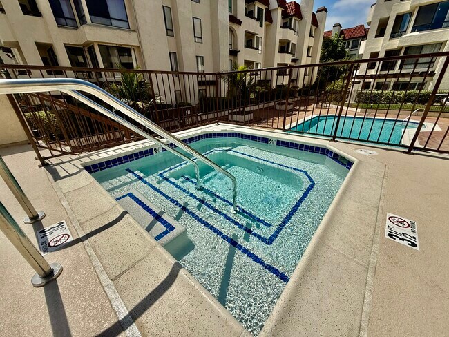 Building Photo - 5875 Friars Rd