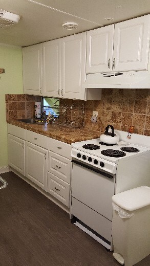 Building Photo - 10725 S Ocean Dr
