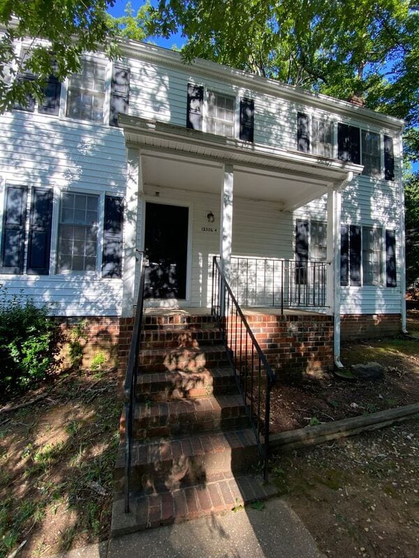 Building Photo - 12306 Poplar Forest Dr
