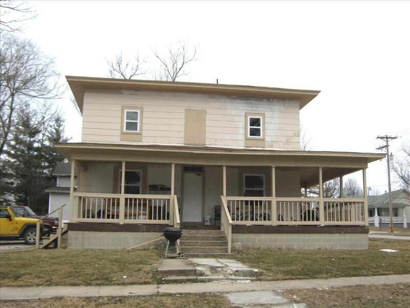 Building Photo - 207 E Union St