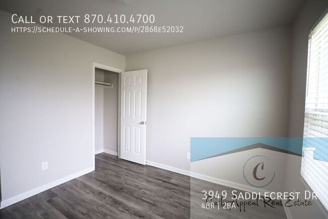 Building Photo - 3949 Saddlecrest Dr
