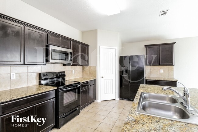 Foto del edificio - 303 Preakness Ln