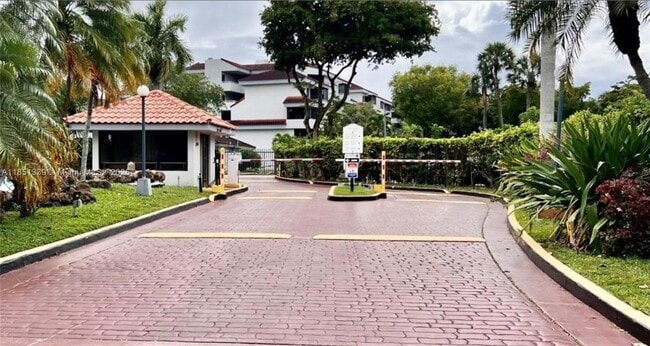 Foto del edificio - 8335 SW 152nd Ave