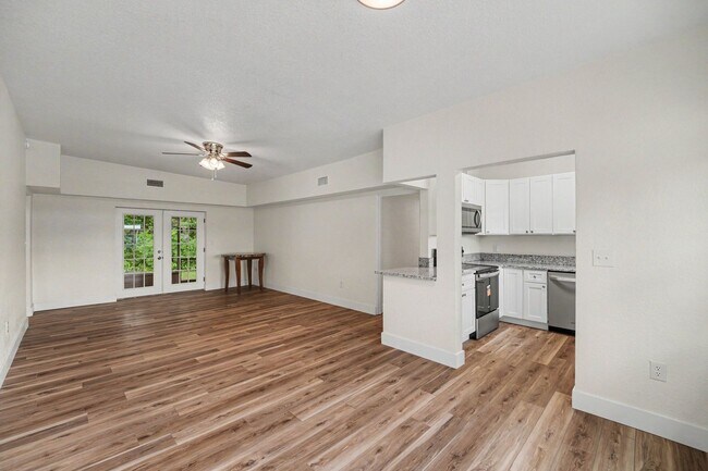 Building Photo - 1111 Brewer Ct
