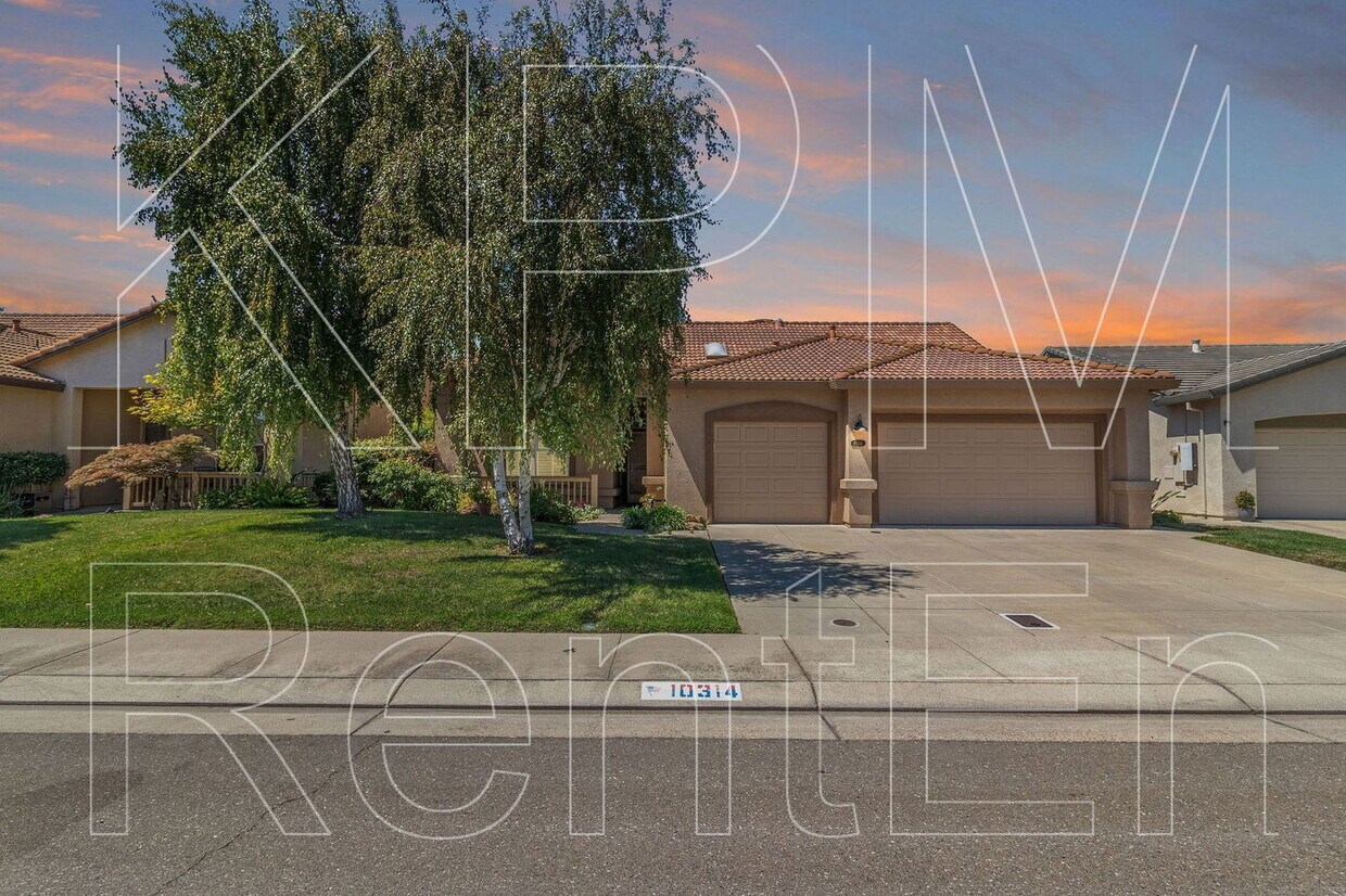Primary Photo - 10314 Creek Trail Cir