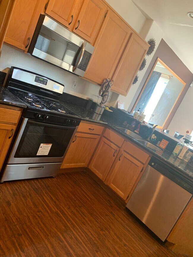 Foto del edificio - 9520 Compass Point Dr S