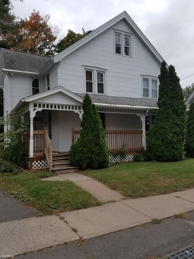 11 Clark St, East Hartford, CT 06108 Condo for Rent in East Hartford