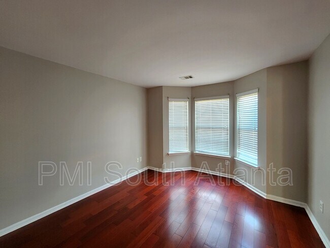 Building Photo - 11667 Bruce Dr
