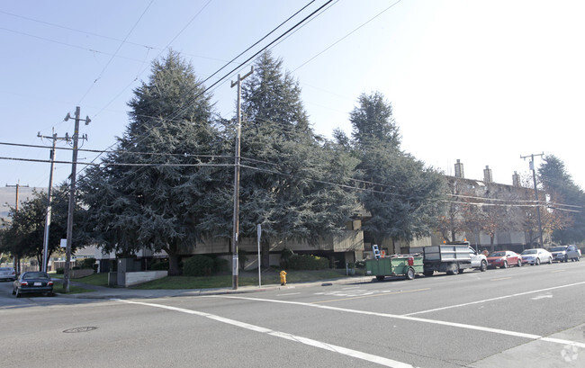 Building Photo - 29300 Dixon St