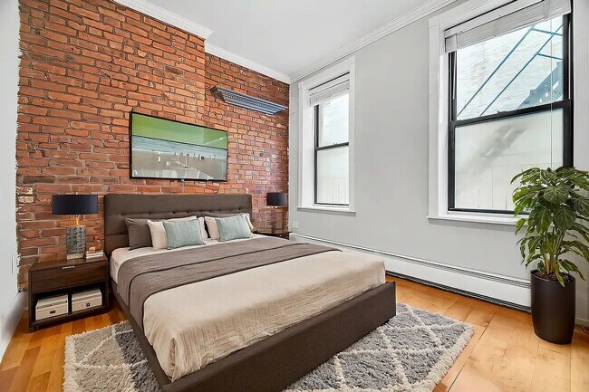 Foto del edificio - 613 E 6th St