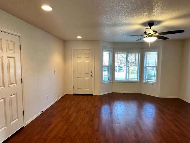 Foto del edificio - 3615 Andress St NE