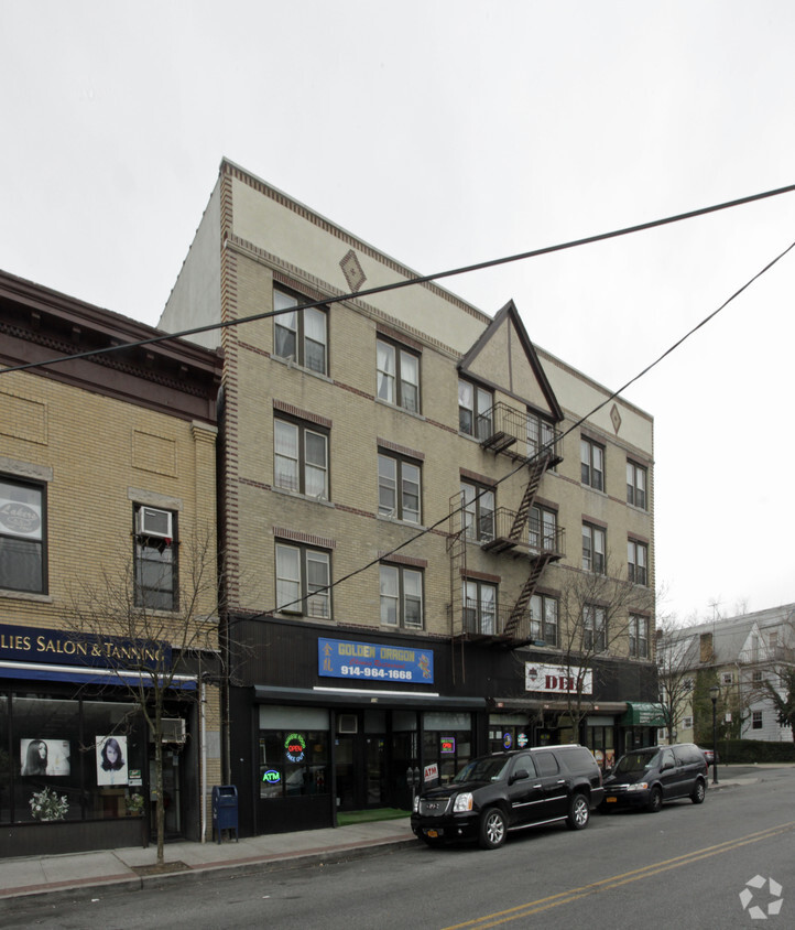 Foto del edificio - 110-114 Lake Ave