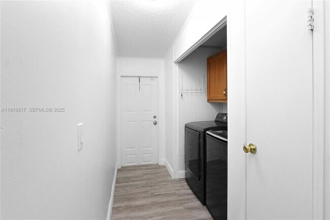 Building Photo - 19800 SW 180th Ave