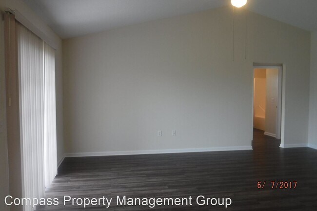 Foto del edificio - 3 br, 2 bath House - 244 SE Victoria Glen