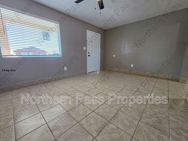 Foto del edificio - 810 Elm St