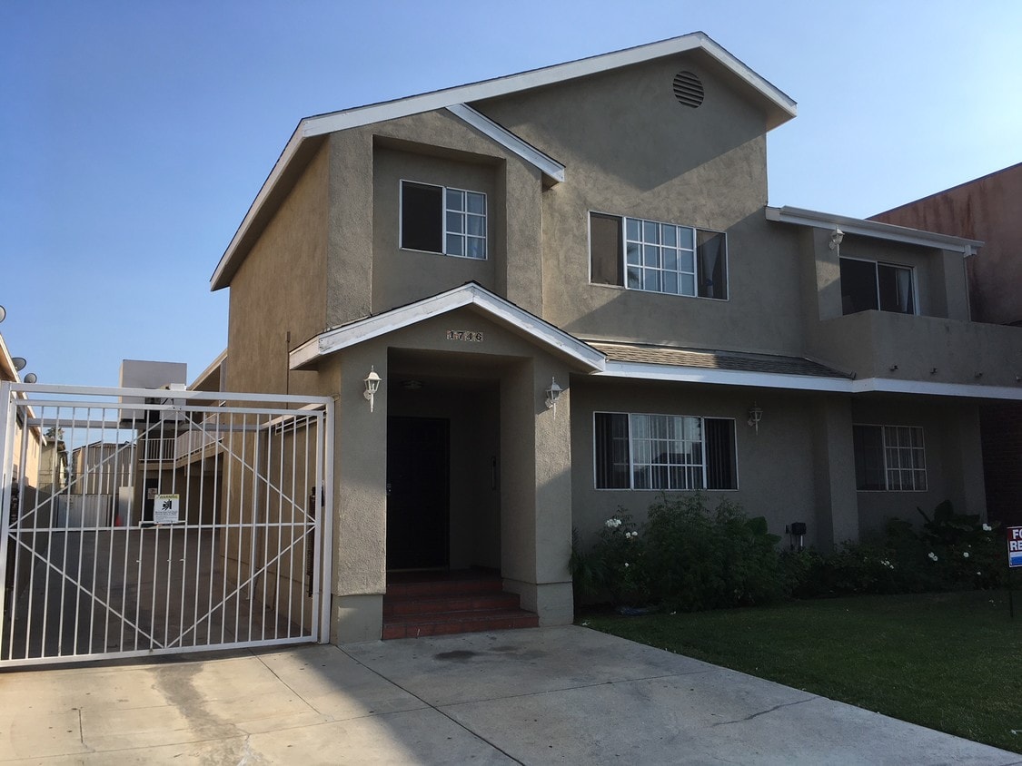 1746 W 146th St, Gardena, CA 90247 Rentals in Gardena at 1746 W 146th