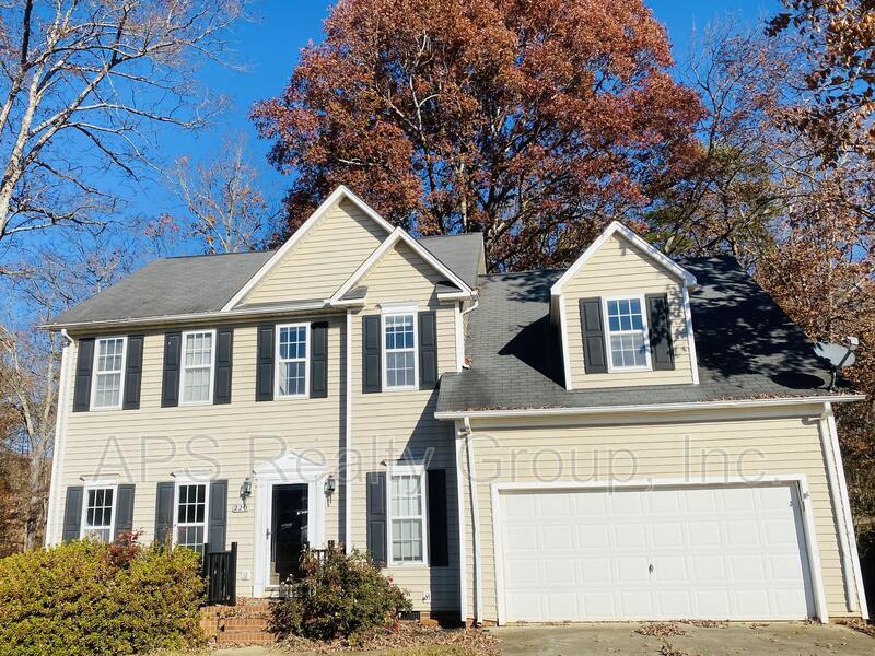 220 Northridge Dr, King, NC 27021 House Rental in King, NC