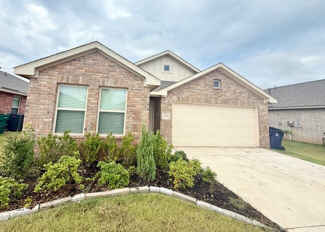 Building Photo - 3733 Palmetto Blf Dr