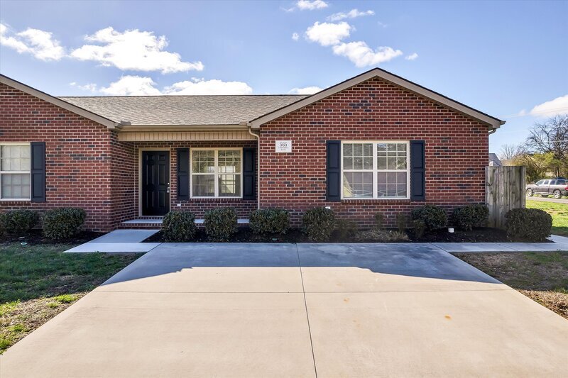 Foto principal - 509 S Old Sevierville Pike