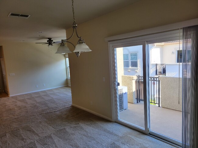 Foto del edificio - 3301 N Park Dr