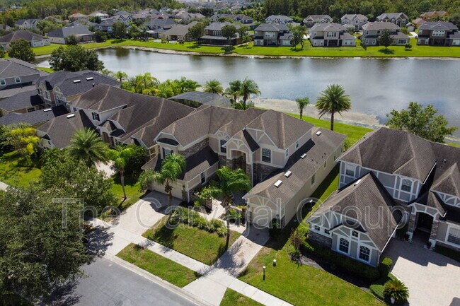 Foto del edificio - 16114 Bristol Lake Cir