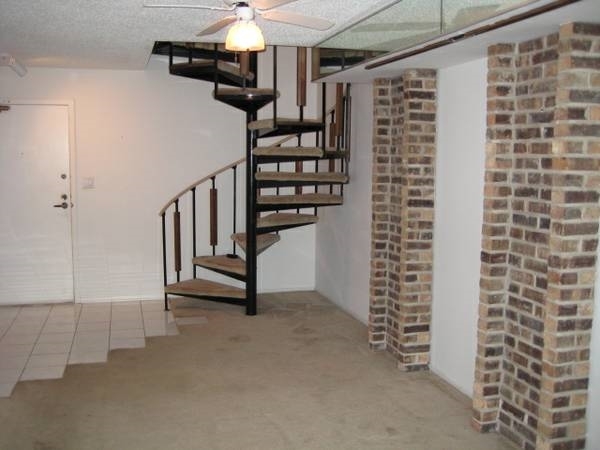 Foto del edificio - 601 W Huntington Commons Rd