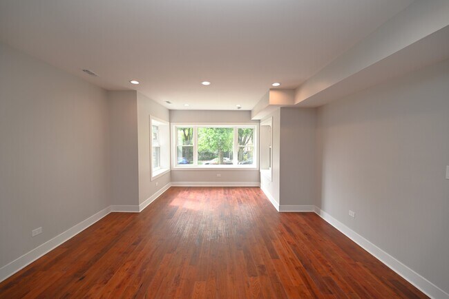 Foto del edificio - 1630 W Thorndale Ave