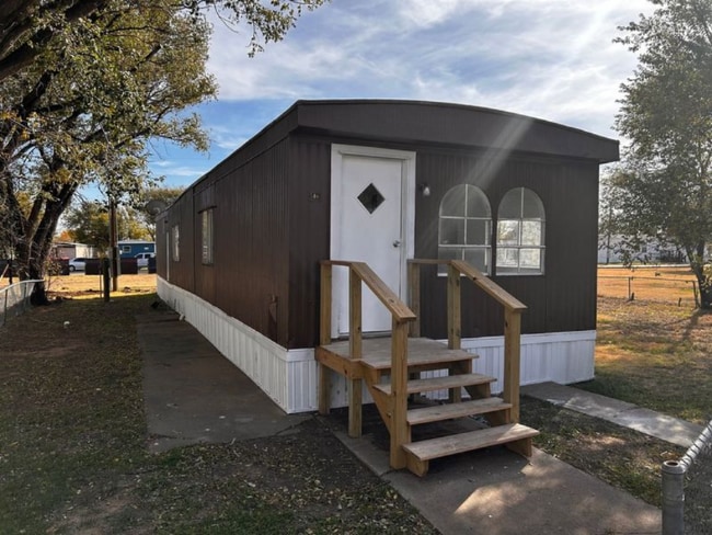 Building Photo - 6503 E Amarillo Blvd