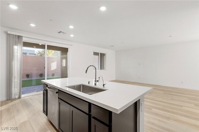 Building Photo - 200 Viento Rdg St