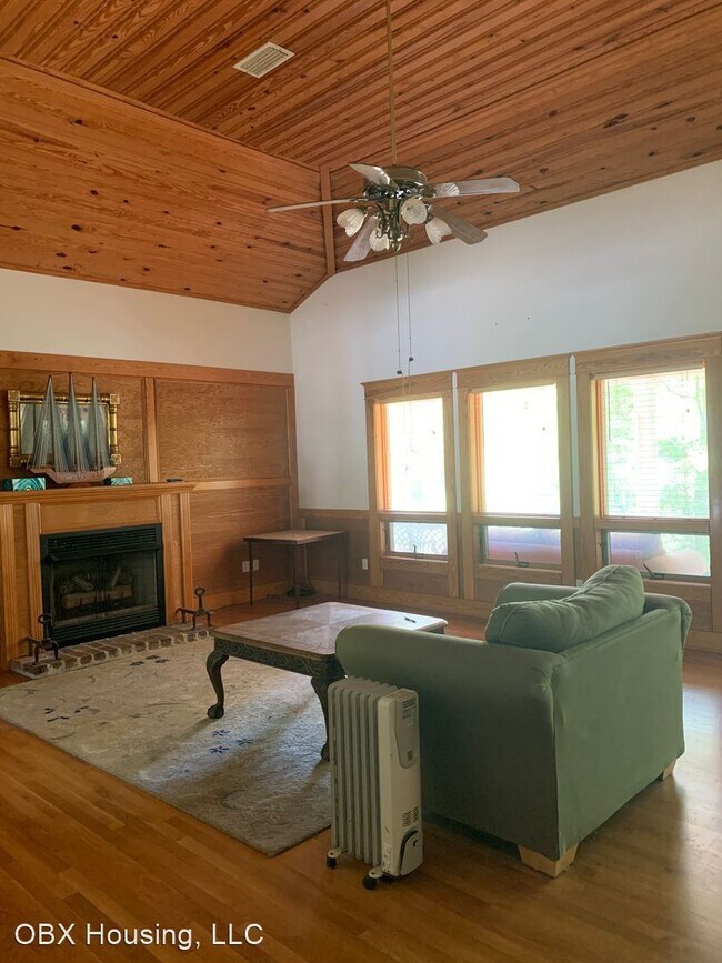 Building Photo - 3 br, 2 bath House - 9 Red Bay Lane