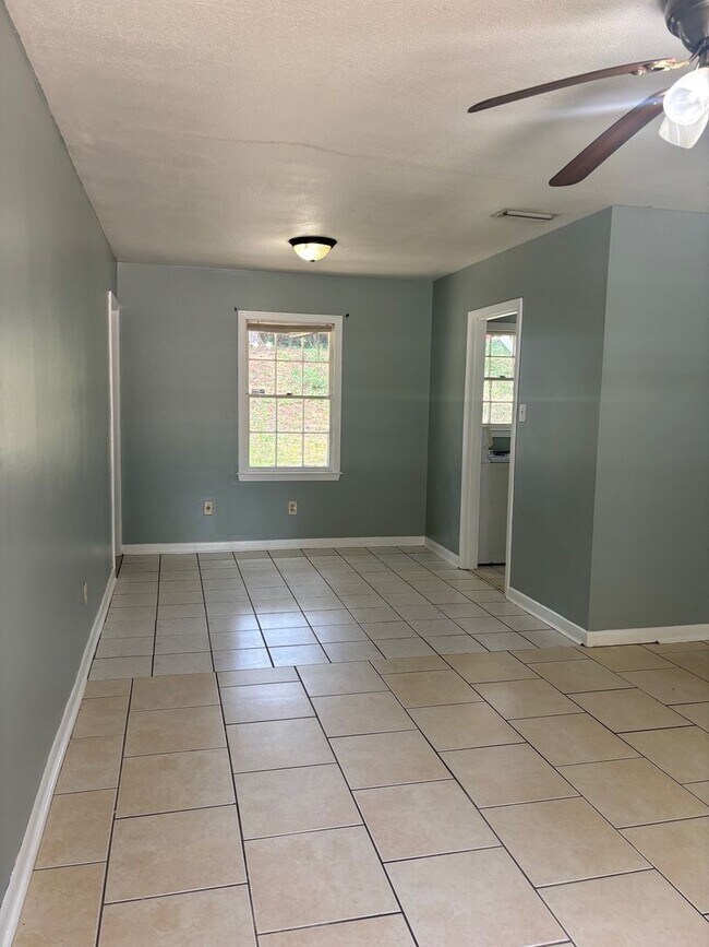 Foto del edificio - 4161 Yorkshire Ln