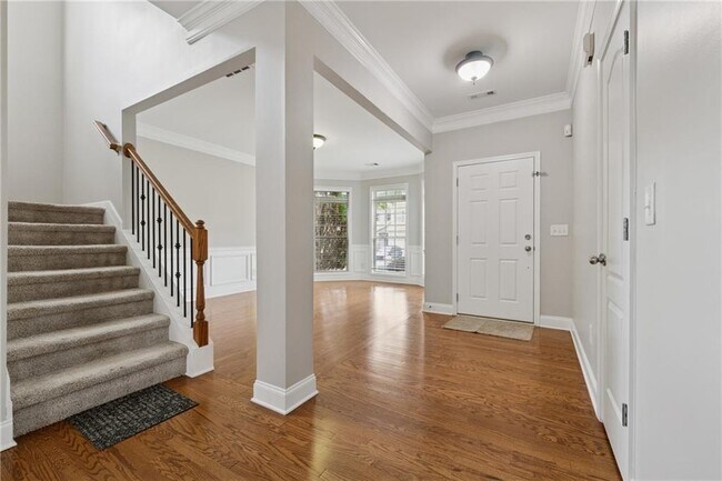 Building Photo - 3080 Whitfield Ave