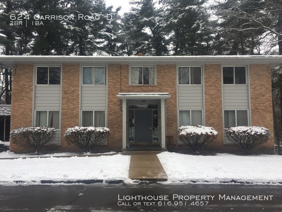 Updated Two Bedroom Apartment in Battle Creek House Rental in Battle