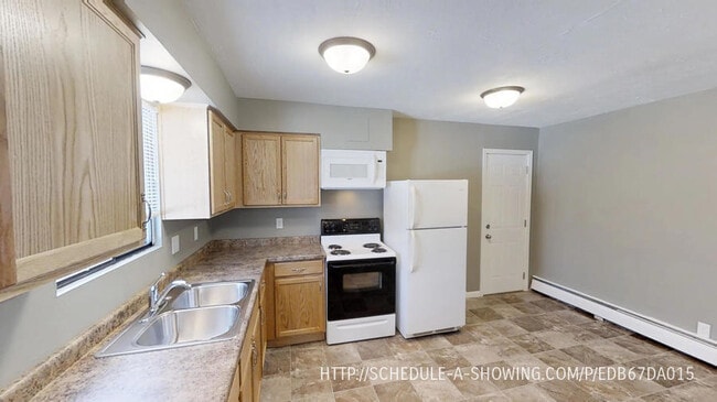 Foto del edificio - 2305 Longyear Ave