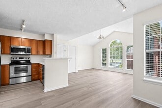 Building Photo - 1125 Crystal Way