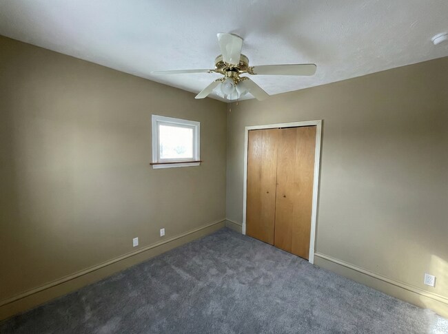 Foto del edificio - 4804 E 84th St