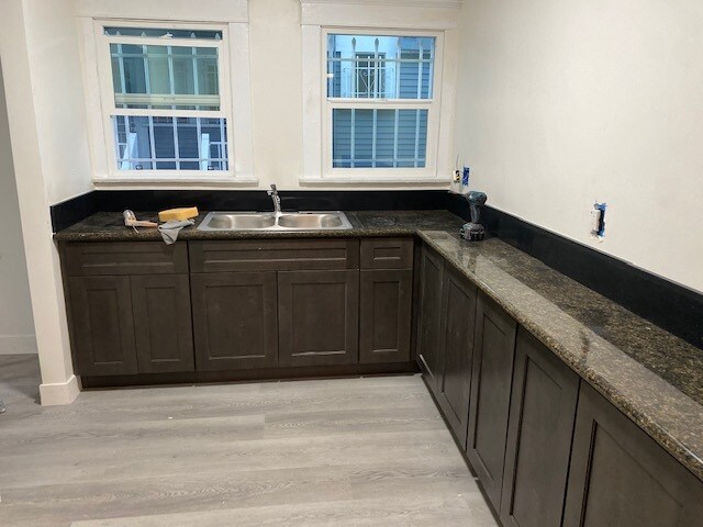 Foto del edificio - 440 E 16th St