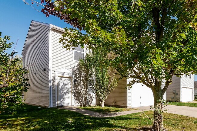 Building Photo - 13227 N Etna Green Dr
